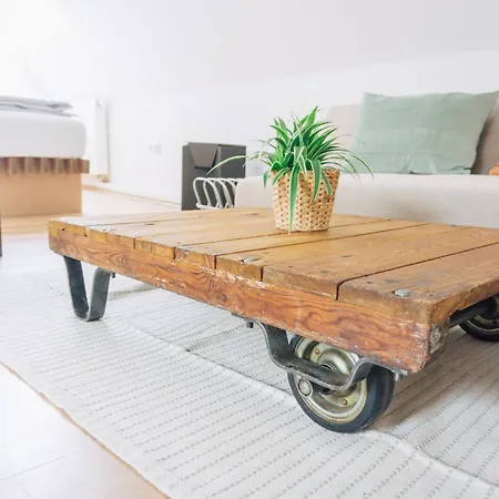 Raum Life - Refugium Ueber Daecher Appartement Straubing